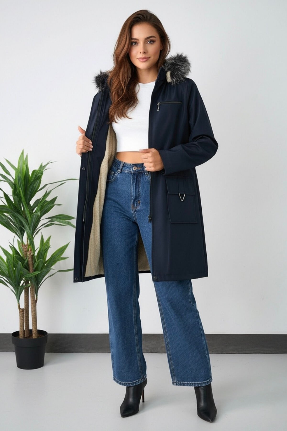 Yeni Sezon Kadın Kürk Kapüşonlu Astarlı Mont KS2562