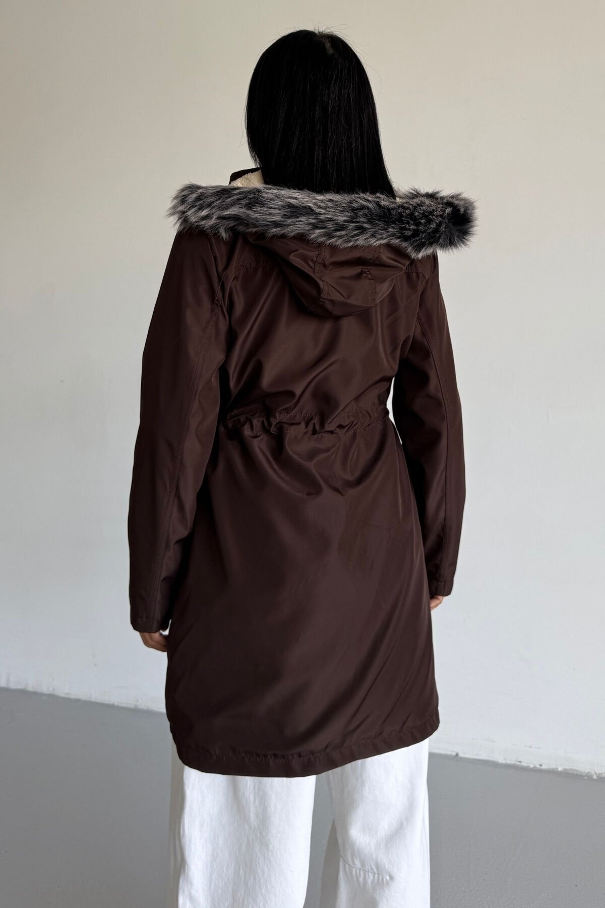 Bondit Kapüşonlu İçi Kürk Astarlı Mont KS2538