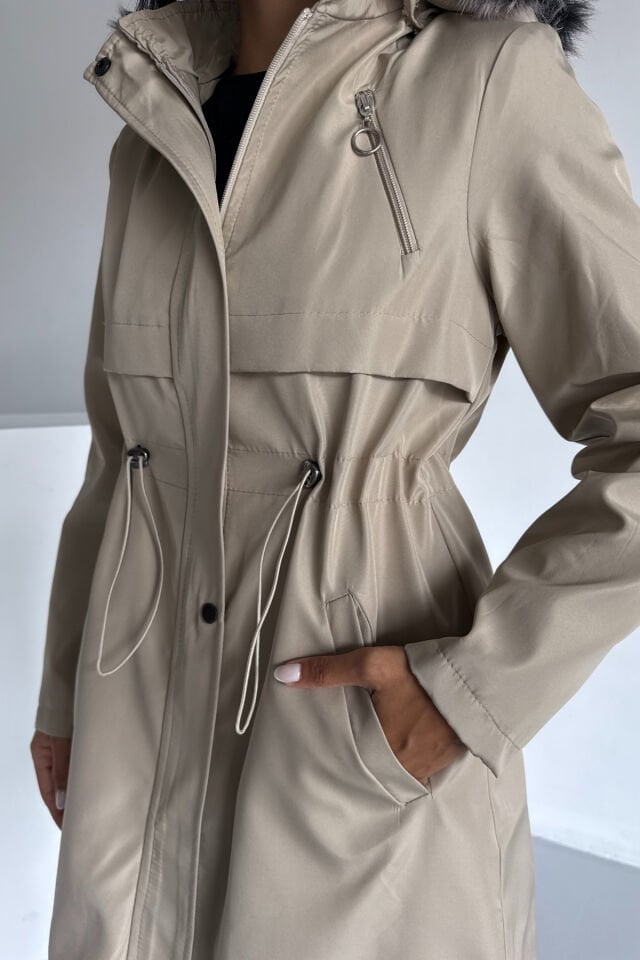 Bondit Kapüşonlu İçi Kürk Astarlı Fermuarlı Mont KS2539