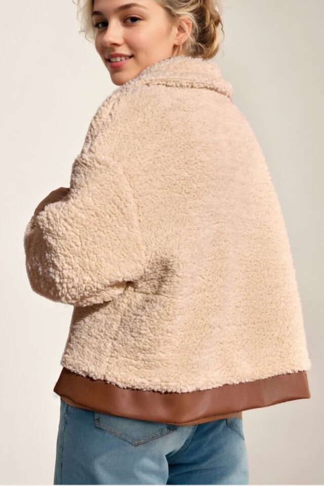 Peluş Kadın Deri Kuzu Kıvırcık Kısa Mont Bej KS2517 XL - Bej