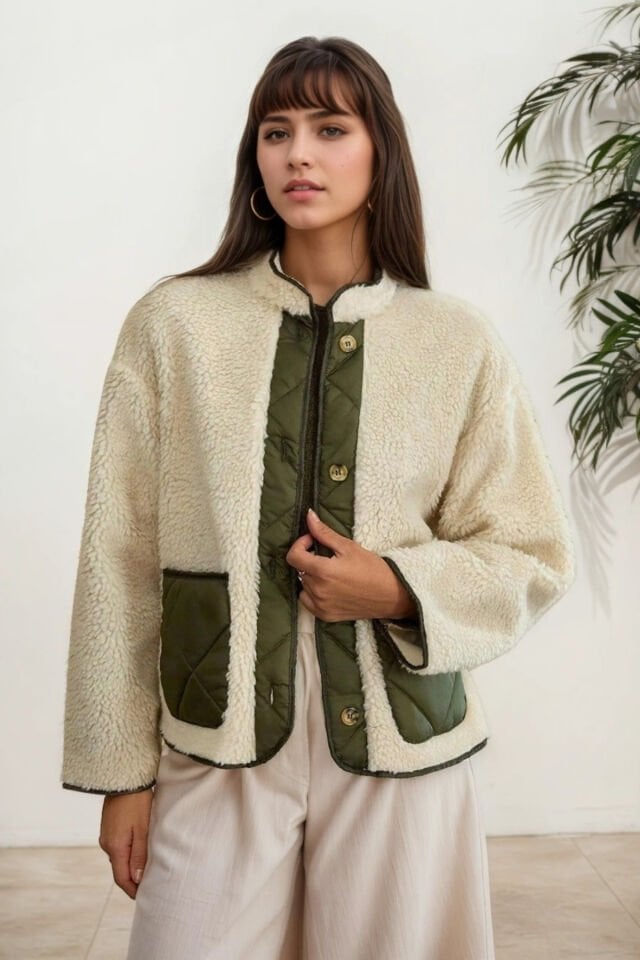 Kadın Peluş Kapitone Detaylı Düğmeli Mont Taş KS2545 42 - Taş