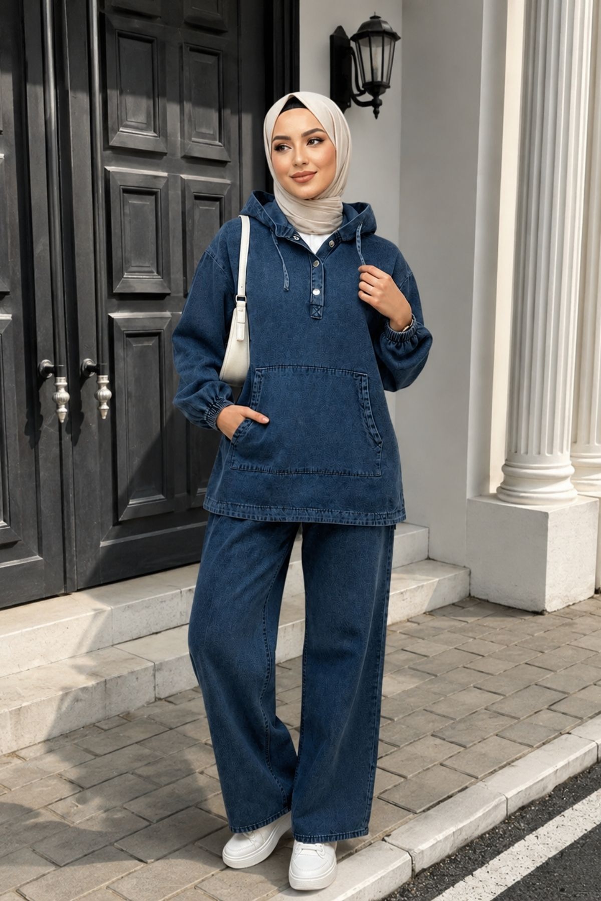 Kadın Kapüşonlu Kanguru Cepli Oversize İkili Kot Takım Günlük Rahat KombinYZ2722 Koyu Lacivert - 42