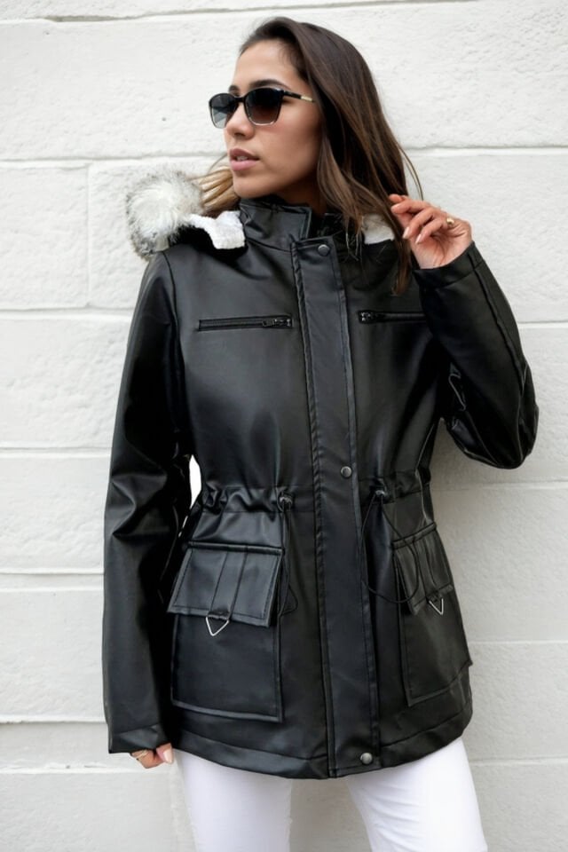 Deri Kapüşonlu Peluş Astarlı Mont KS2527