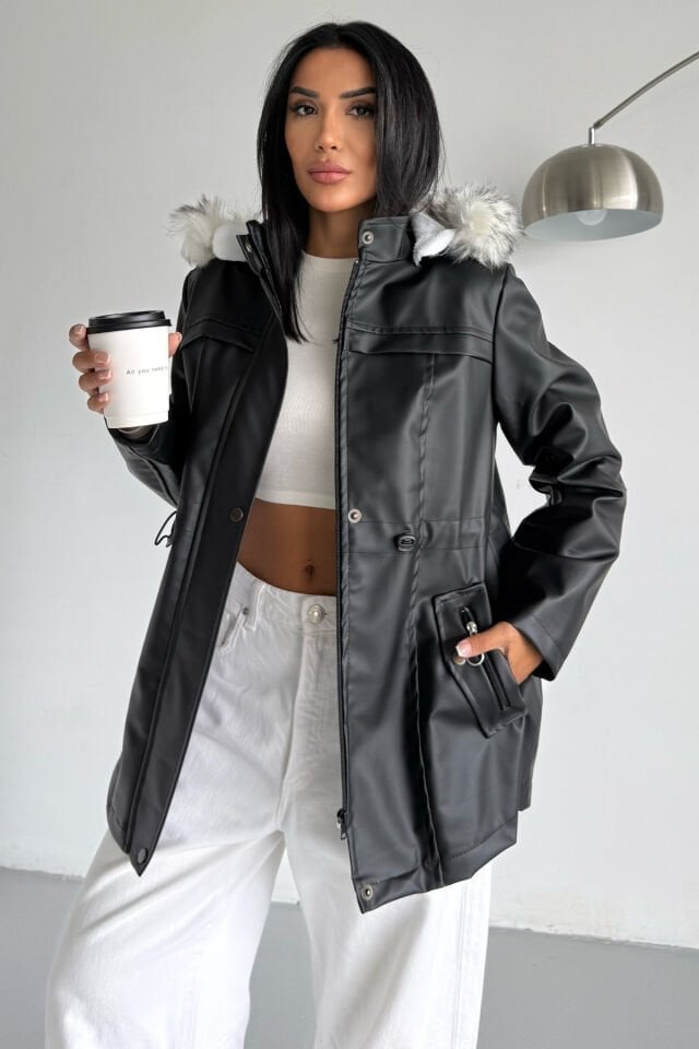 Deri İçi Kürklü Kapüşonlu Mont KS2508 S - siyah