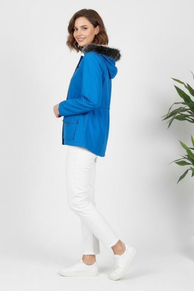 Kadın Kapüşonlu Astarlı Mont KS2547