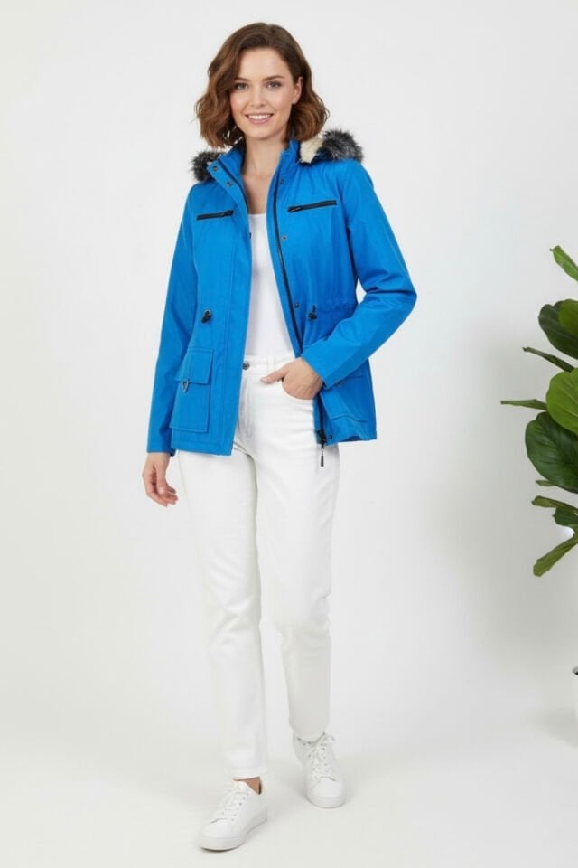 Kadın Kapüşonlu Astarlı Mont KS2547